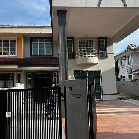 Homestay Melaka Executive Eksteriør billede