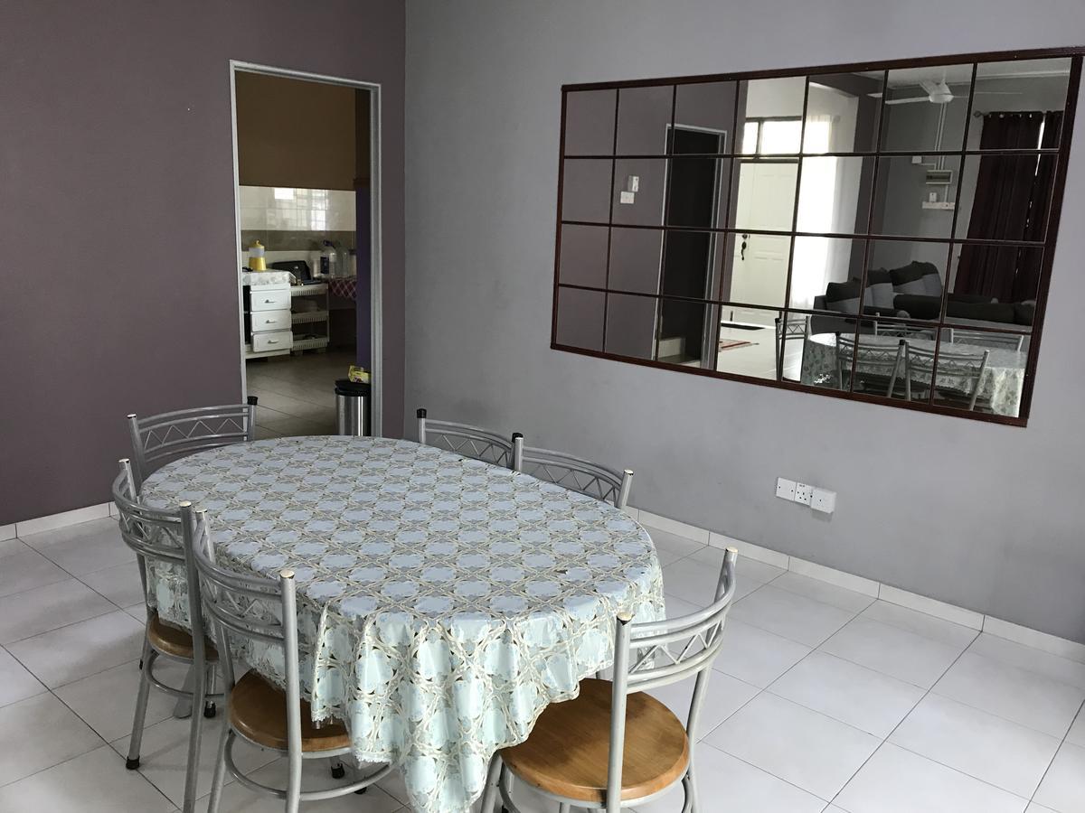 Homestay Melaka Executive Eksteriør billede